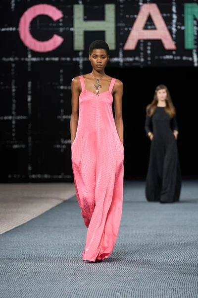 Look 65